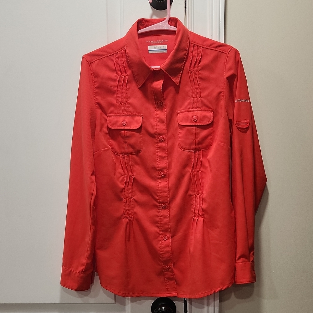 Columbia Vibrant Red Button Down Shirt